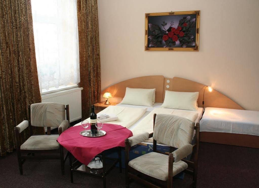 Hotel Bayer Plzeň Dış mekan fotoğraf